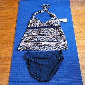 ❤️HOST PICK❤️ NWT Motherhood Maternity 2-piece Swimsuit - Small - Brn/Blk/Wht